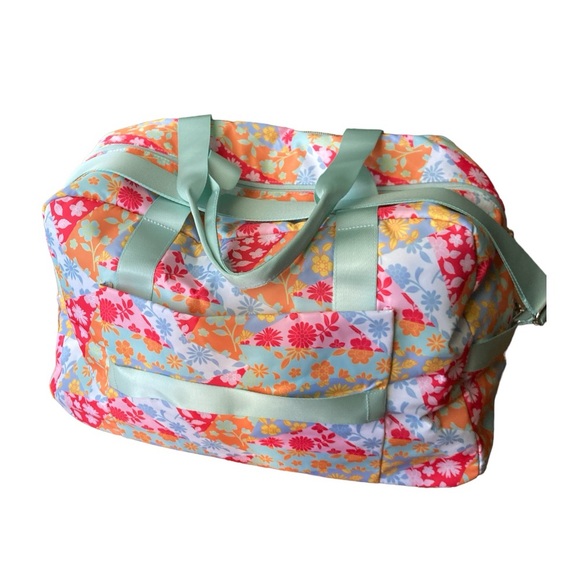 No Boundaries Handbags - Dome Weekender Duffel Bag
